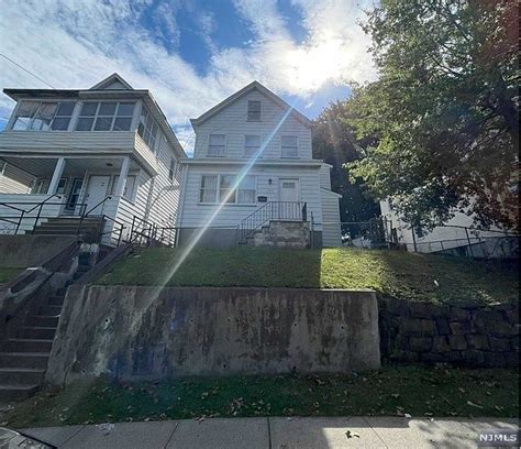 185 Summer St Passaic, NJ 07055 .